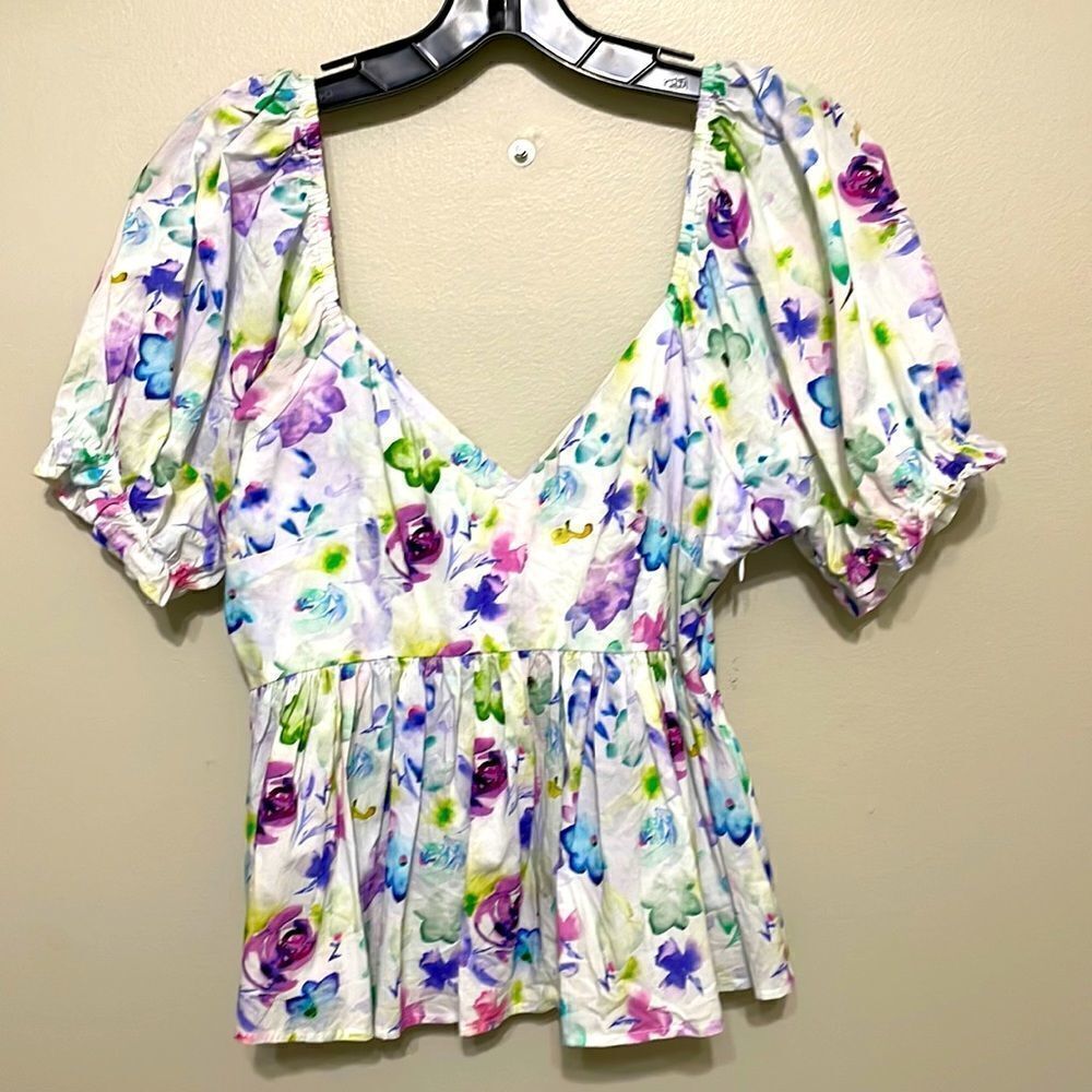EUC Urban Outfitters watercolor floral peplum top